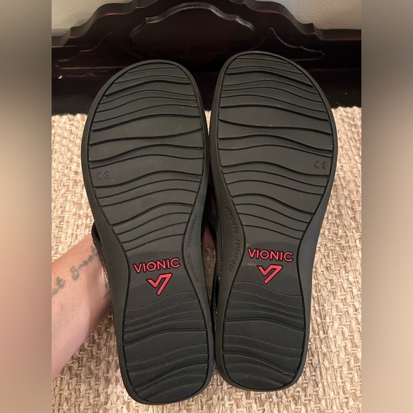 Vionic Pacific Hightide Platform Sandal Women's Size 11 Black Wedge Flip Flop - Picture 8 of 8